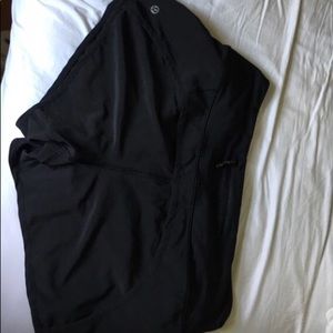 lululemon speed shorts size 6